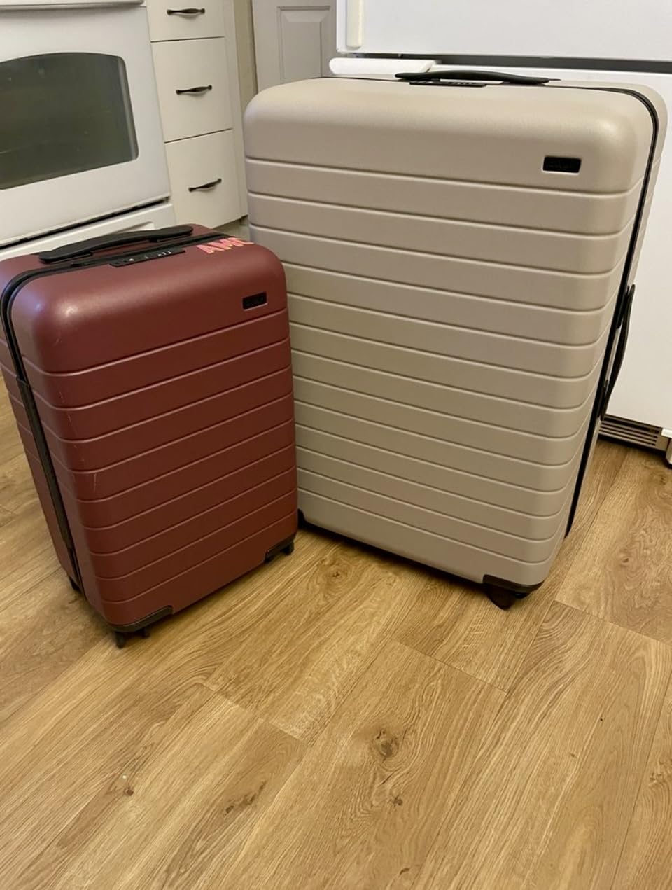 Bigger Carry-On Luggage, Lightweight Hardside Large Suitcase with Spinner Wheels, TSA Lock, Airline Approved, Jet Black customer photo 2