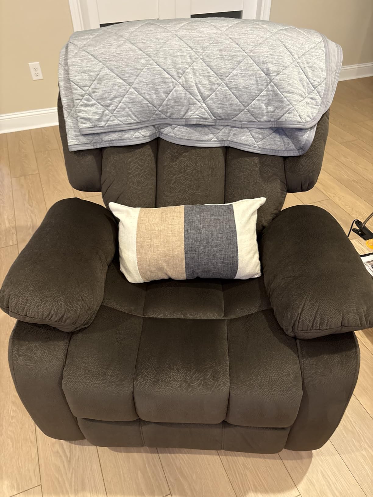 EBELLO Manual Reclining Sofa Set, Classic 5-Seater Furniture Set with Overstuffed Arms and Backrest, Include 1 Loveseat Couch and 1 3-Seat Sofa, Brown customer photo 1
