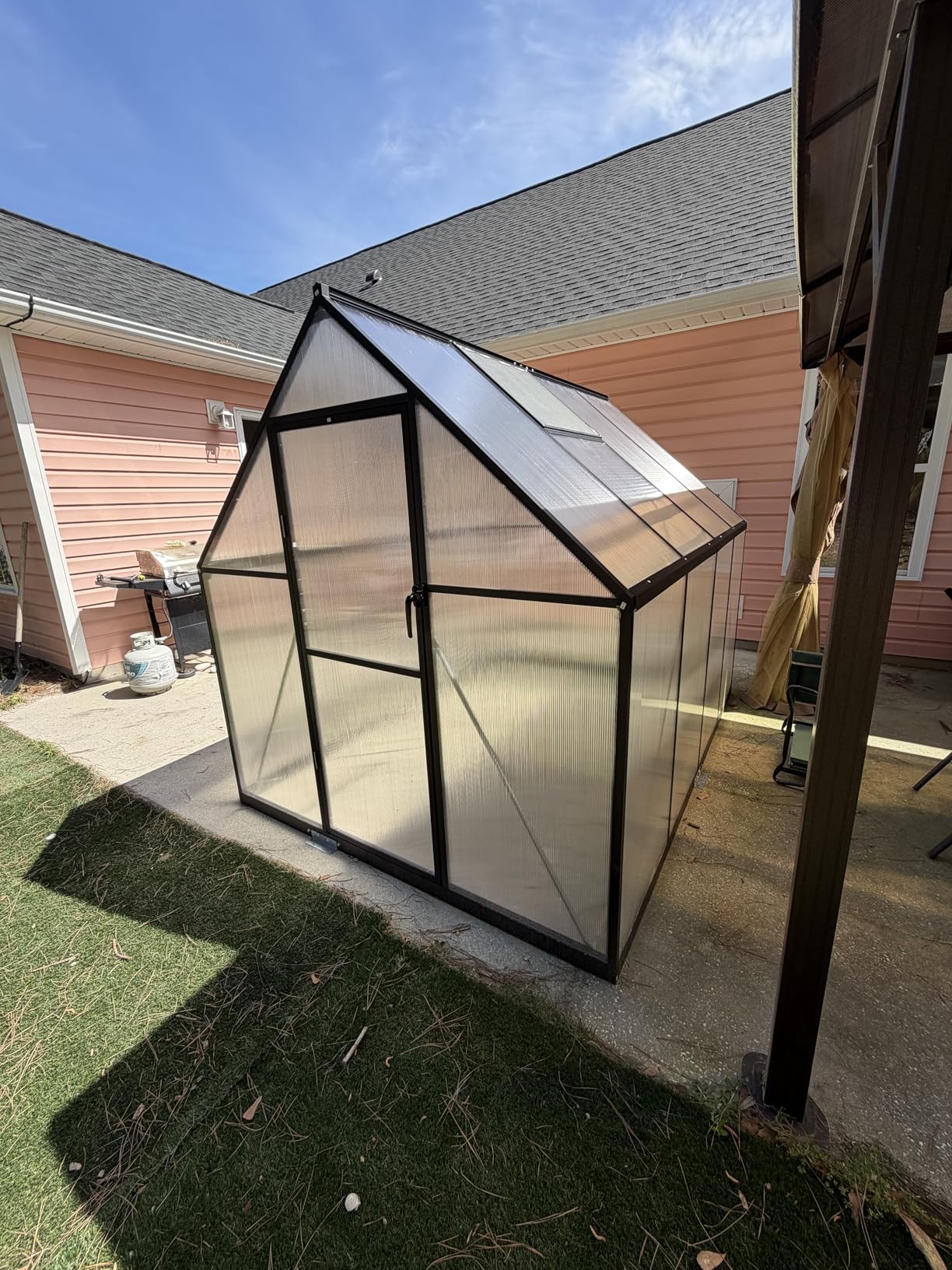 HOOYEAH 6 x 4 FT Polycarbonate Greenhouse, Winter Greenhouses for Outdoors, Outdoor Greenhouse with Roof Air Vent, Heavy Duty Walk-in Aluminum Green House for Outside Garden Backyard customer photo 1