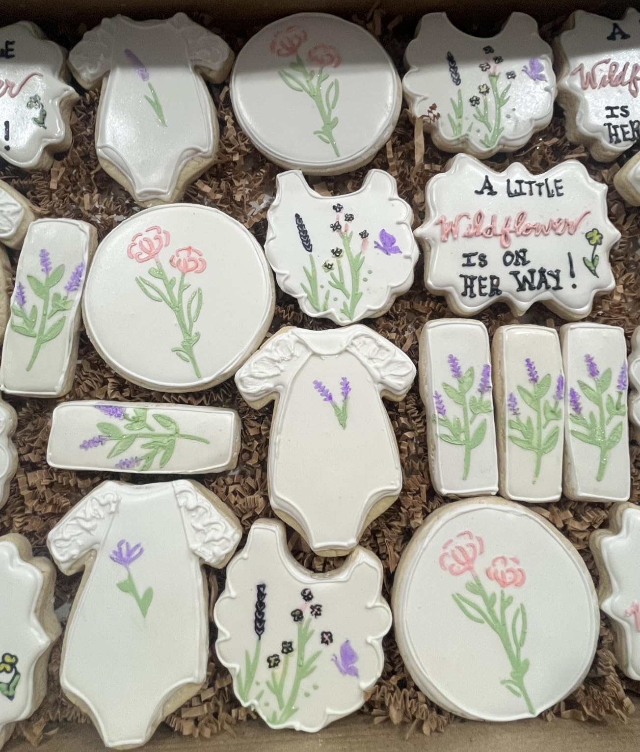 16Pcs Scroll Tile Small Wildflower Flower Cookie Stencils for Baking, Royal Icing, Sugar Cookie, Art Cards Decorating Tools customer photo 2
