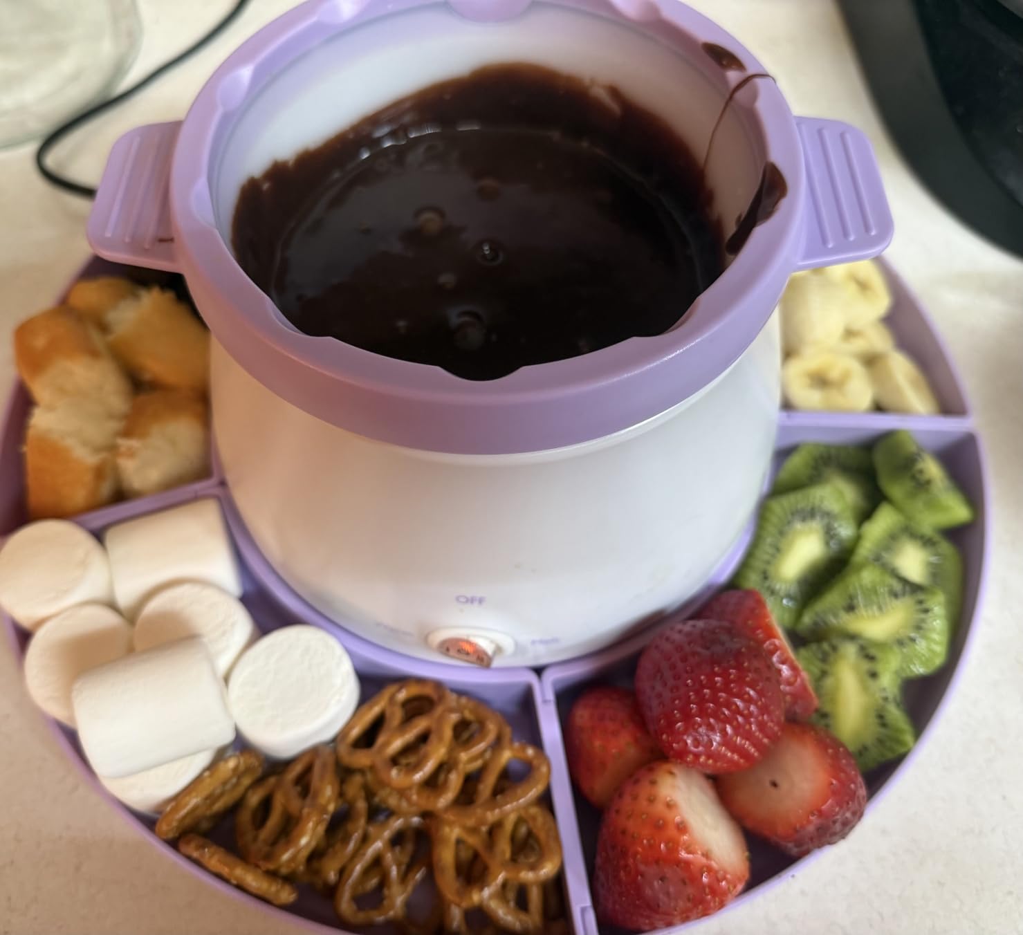Candy and Chocolate Melting Pot, Mini Electric Fondue Pot, Melts Candy Chocolate in a Couple of Minutes, Ideal for Cake Pops Cookies Cakes, 1 Cups, Single Pot, Gray customer photo 2