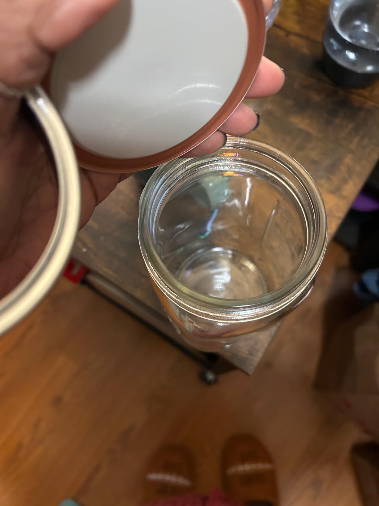Wide Mouth Mason Jars 32 oz, 12 Pack Clear Glass Mason Jars with Airtight Lids and Bands, Quart Canning Jars for Preserving, Canning, Meal Prep, Pickling customer photo 2