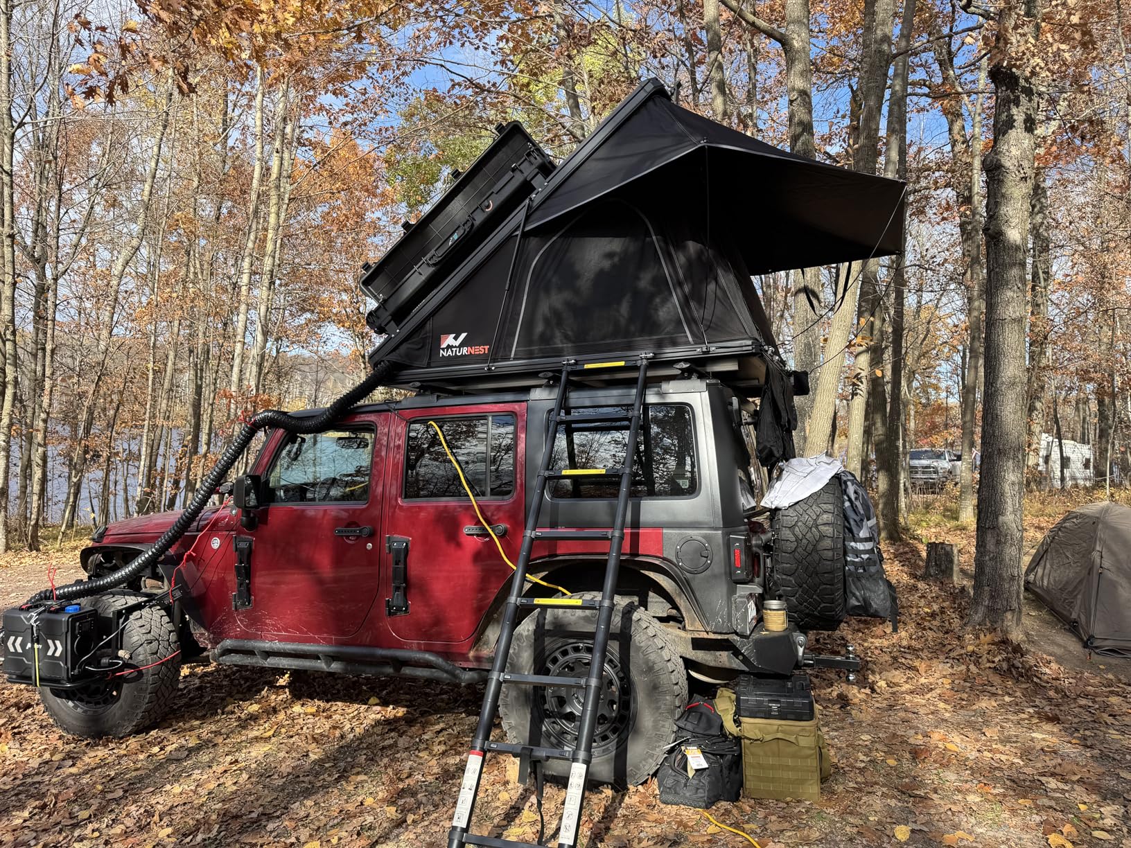 Naturnest Rooftop Tent Hard Shell, Easy Set Up Pop Up Tent for 2 Person Camping, Waterproof UV-Resistant Blackout Privacy 4 Season Tents for Truck, Jeep, SUV, Van, Trailer - Polaris Plus customer photo 1