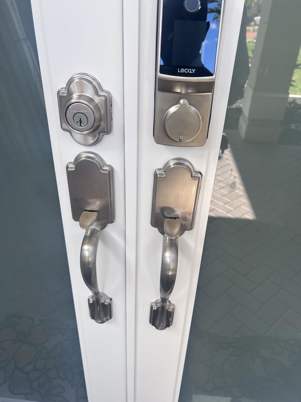 Lockly Secure Pro (Latest Version), Smart Lock with Built-in Wi-Fi, New-Gen Fingerprint Door Lock, Keyless Entry Deadbolt, PIN Genie Keypad, Auto Lock, App Remote Control, Easy Installation customer photo 1