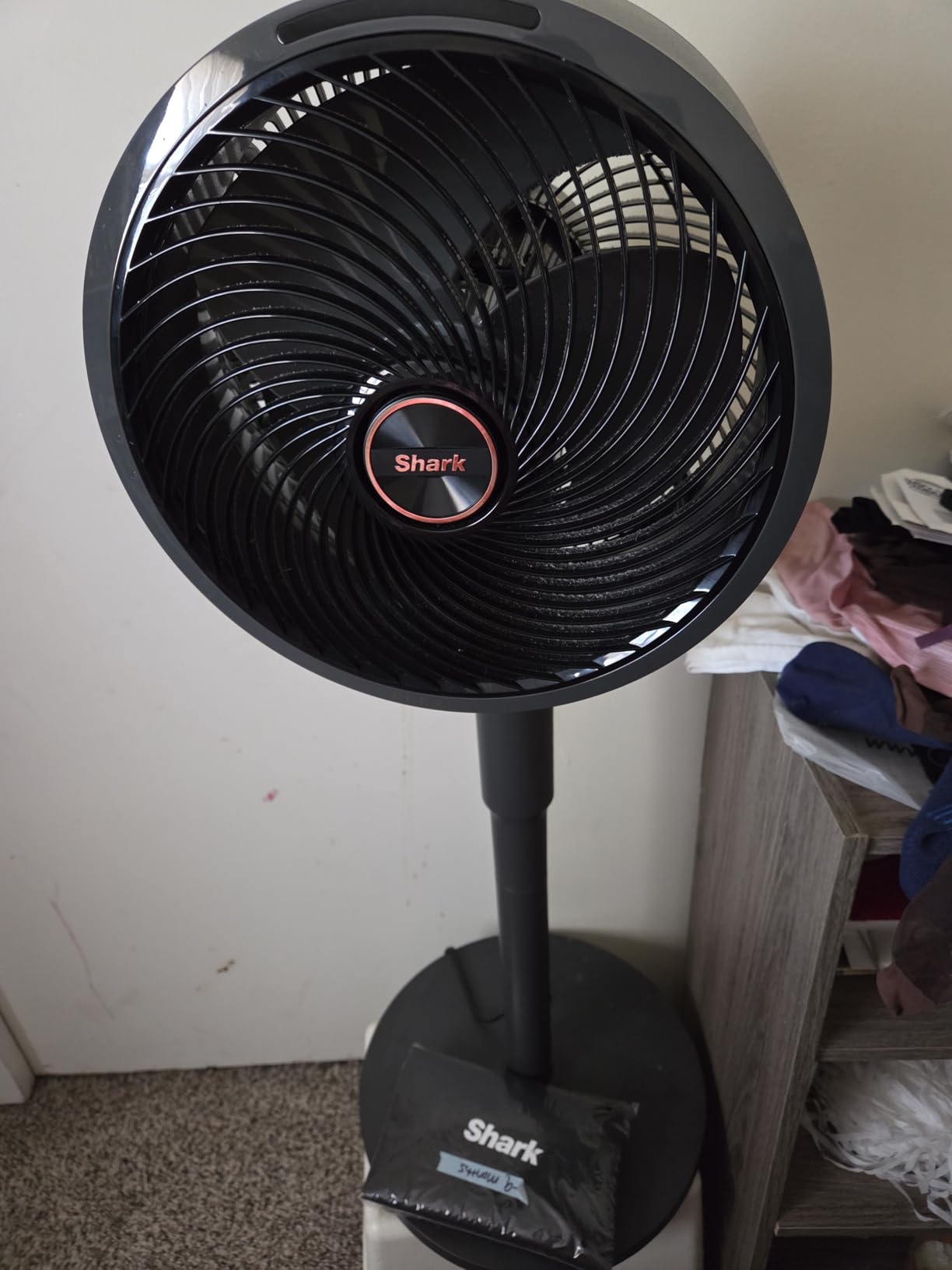 Shark FlexBreeze - Indoor & Outdoor Fan, Corded and Cordless, 2-in-1 Oscillating Pedestal and Tabletop, Up to 24-Hr Battery, FA202 customer photo 2