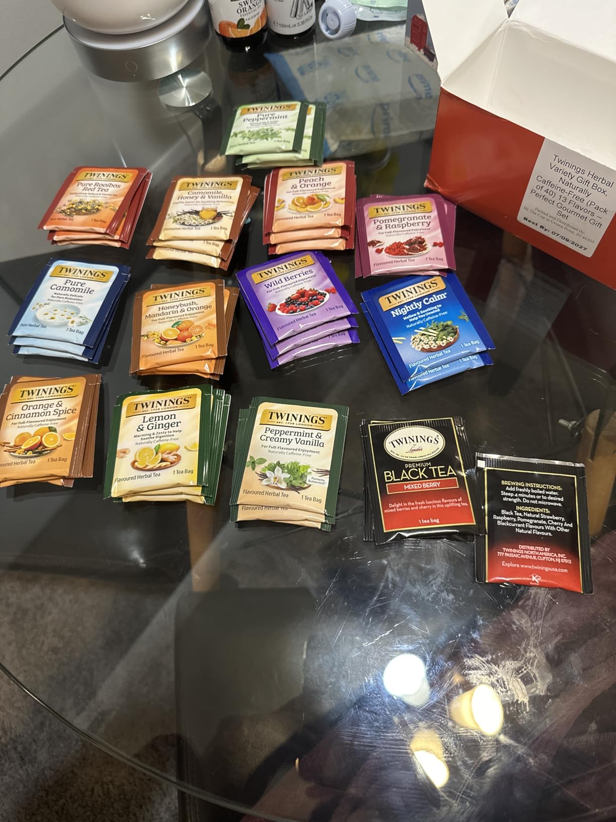 Twinings Assorted Herbal, Naturally Caffeine-Free Tea Bag Sampler (40 Count) 13 Flavour Boxed Variety Gift Set customer photo 2