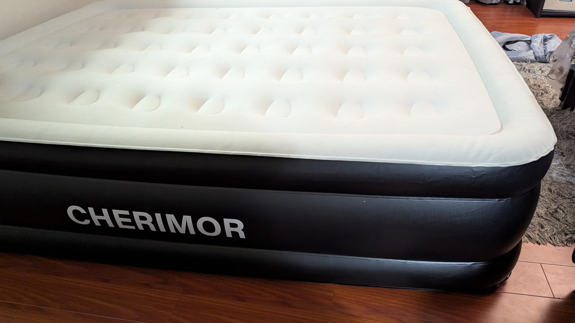 Queen Air Mattress with Built-in Pump, 18