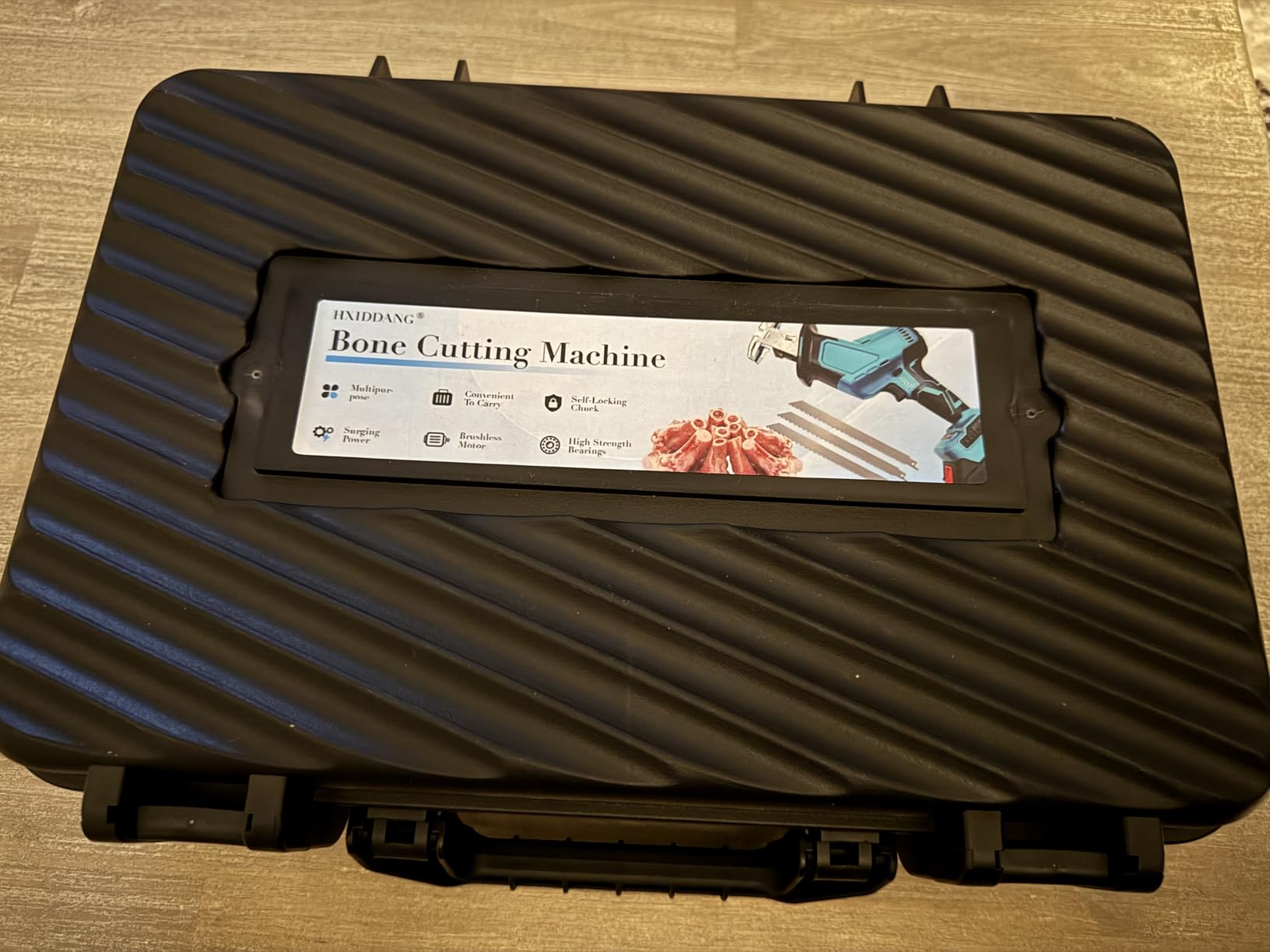 950W Brushless Motor Electric Meat and Bone Saw, 2600mAh Handheld Butchering Tool with (4 Upgraded Blades) - Home Butcher Saw Kit with 1 toolbox,1 Battery customer photo 2