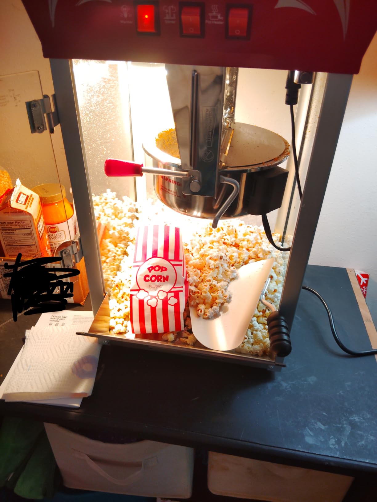 Popcorn Maker Machine,12 Ounce Kettle Stainless Steel Commercial Popcorn Machine with Tempered Glass,Warming Deck, 900W Countertop Popcorn Popper for Parties (Black, 12 Ounce) customer photo 2