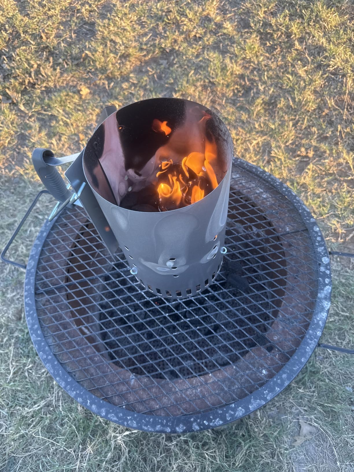 E500 Larger Charcoal Chimney Starter with 60Pcs Charcoal Starter, Coal Chimney Starter for Grill, BBQ Fire Starter Kit customer photo 2
