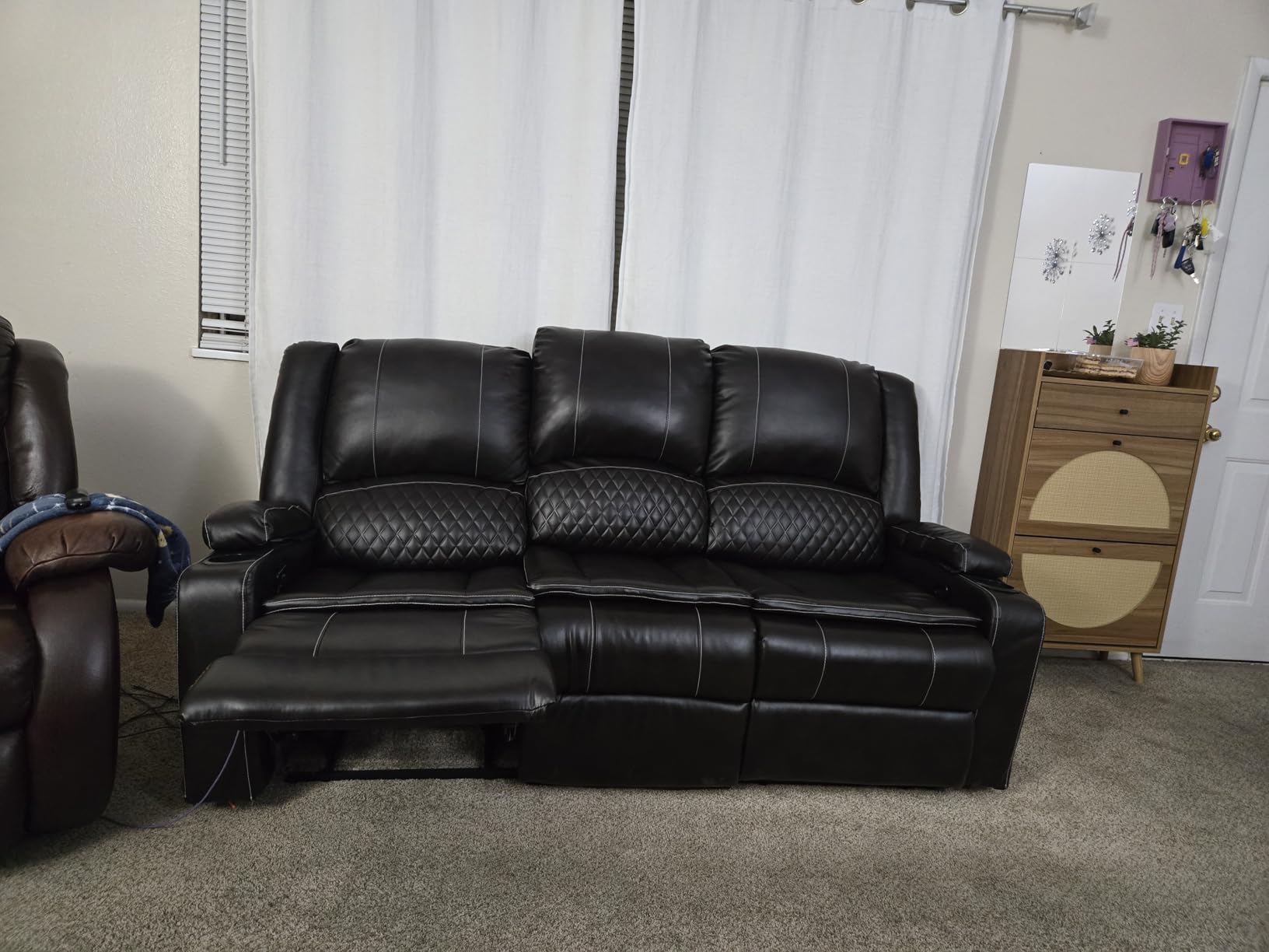 3-Seater Recliner Sofa, Manual Reclining Couch with Multi-Functional Middle Seat, Reclining Sofa for Living Room with Hidden Storage Space, Cup Holders, and Removable Console - Velvet Grey customer photo 1
