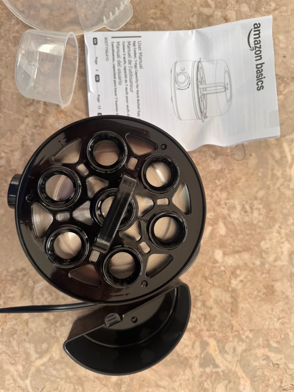 Amazon Basics Electric Egg Cooker for Hard-Boiled Eggs, 7-Egg Capacity, BPA Free, Black customer photo 1