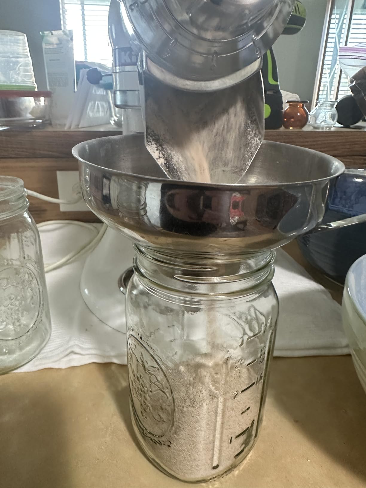 Grain Mill Attachment for KitchenAid Stand Mixer, All Metal 9 Levels Flour Mill for KitchenAid, Suitable for Fully Dried Low-Moisture, Low-Oil Grains, Grain Corn, Millet, Wheat,Sliver customer photo 1
