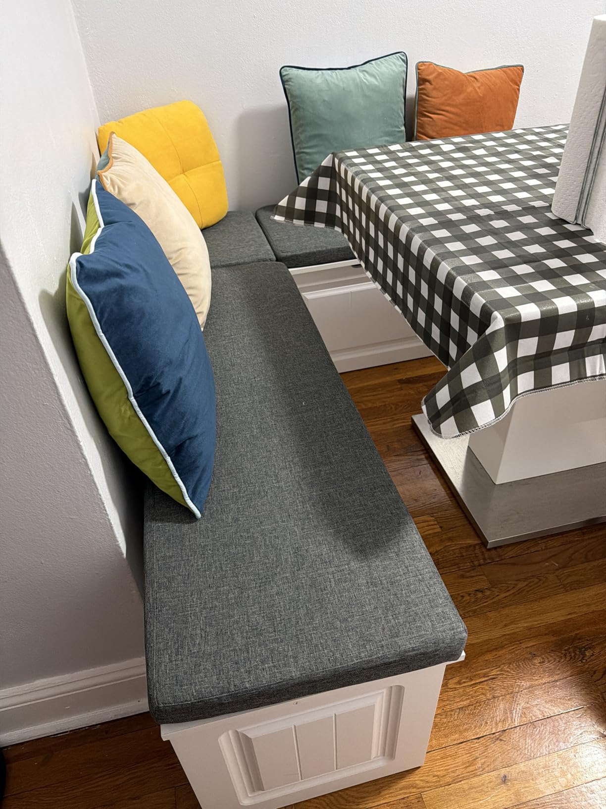 L Shaped Breakfast Nook Bench with Lift Top Hidden Storage, Space-Saving Corner Bench for Kitchen Foyer Living Room, Backless, White and Oak, 63