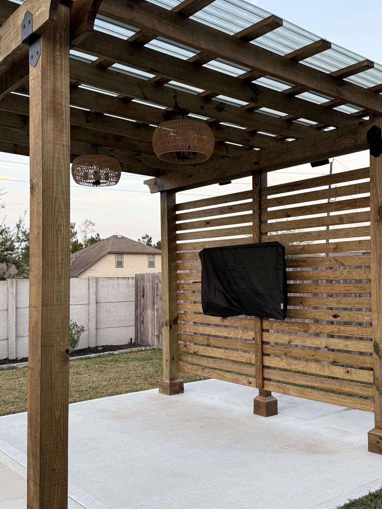 Outdoor Solar Chandelier, 4-Light 19