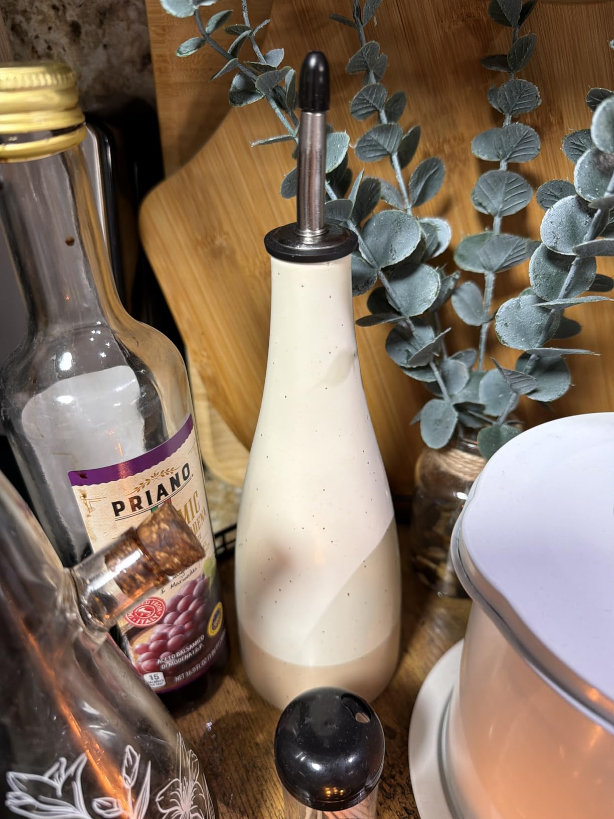 vancasso 20 Oz Ceramic Olive Oil Dispenser Bottle, Bottle Dispenser with Spout and Funnel for Kitchen,Suitable for Oil, Vinegar, Coffee Syrups & Other Liquids,Cream customer photo 1