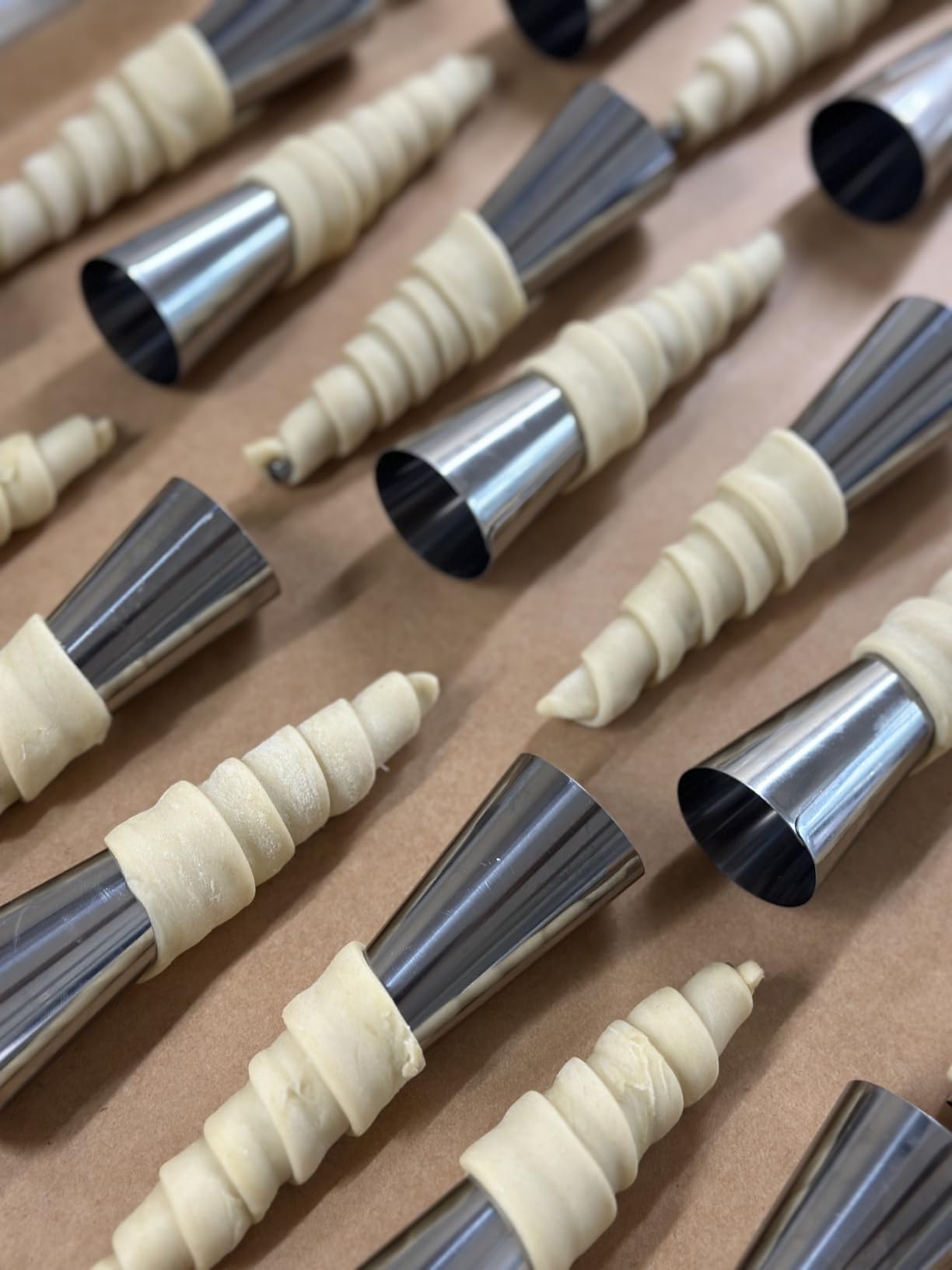 Cream Horn Molds for Baking, 23pcs Horn Forms Set, Non-stick Stainless Steel 15pcs Cone Shaped with Cleaning Brush, Piping Tip, Piping Bag, for ice Cream Cones, Puff Pastry, Baking Cones customer photo 1