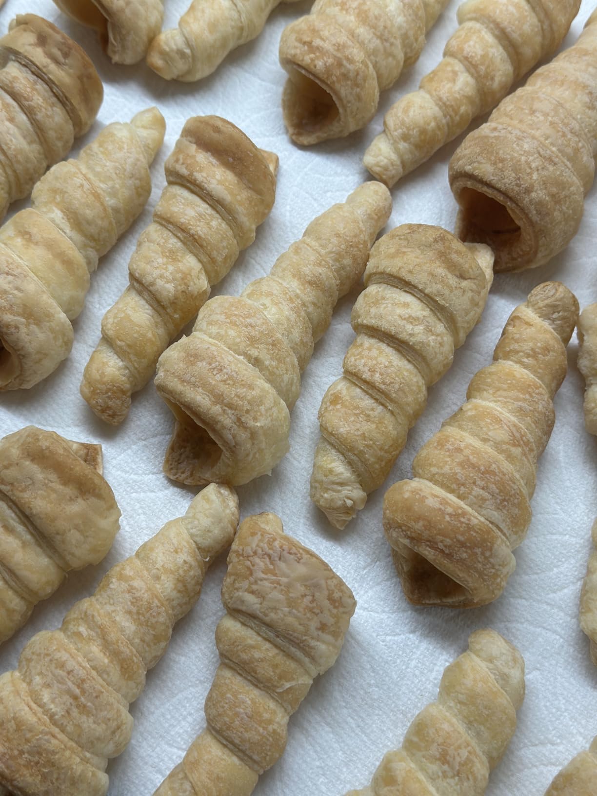 Cream Horn Molds for Baking, 23pcs Horn Forms Set, Non-stick Stainless Steel 15pcs Cone Shaped with Cleaning Brush, Piping Tip, Piping Bag, for ice Cream Cones, Puff Pastry, Baking Cones customer photo 2