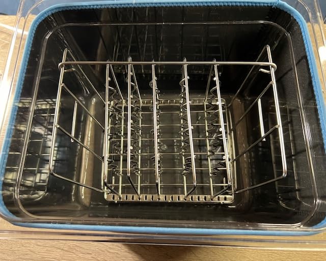 HOMENOTE Sous Vide Container 12 Quart with Universal Collapsible Hinged Lid, Complete Sous Vide Accessories Kit BPA Free, Compatible with Anova and Most Sous Vide Cookers (With Rack and Sleeve) customer photo 1