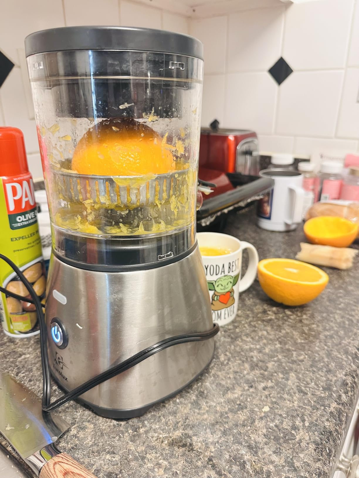 Eurolux Electric Citrus Juicer Stainless Steel | Premium Hands-Free One-Touch Orange Juice Squeezer for Oranges, Lemons, and Limes | Quiet Operation, Easy to Clean, Countertop Small Kitchen Appliance customer photo 2