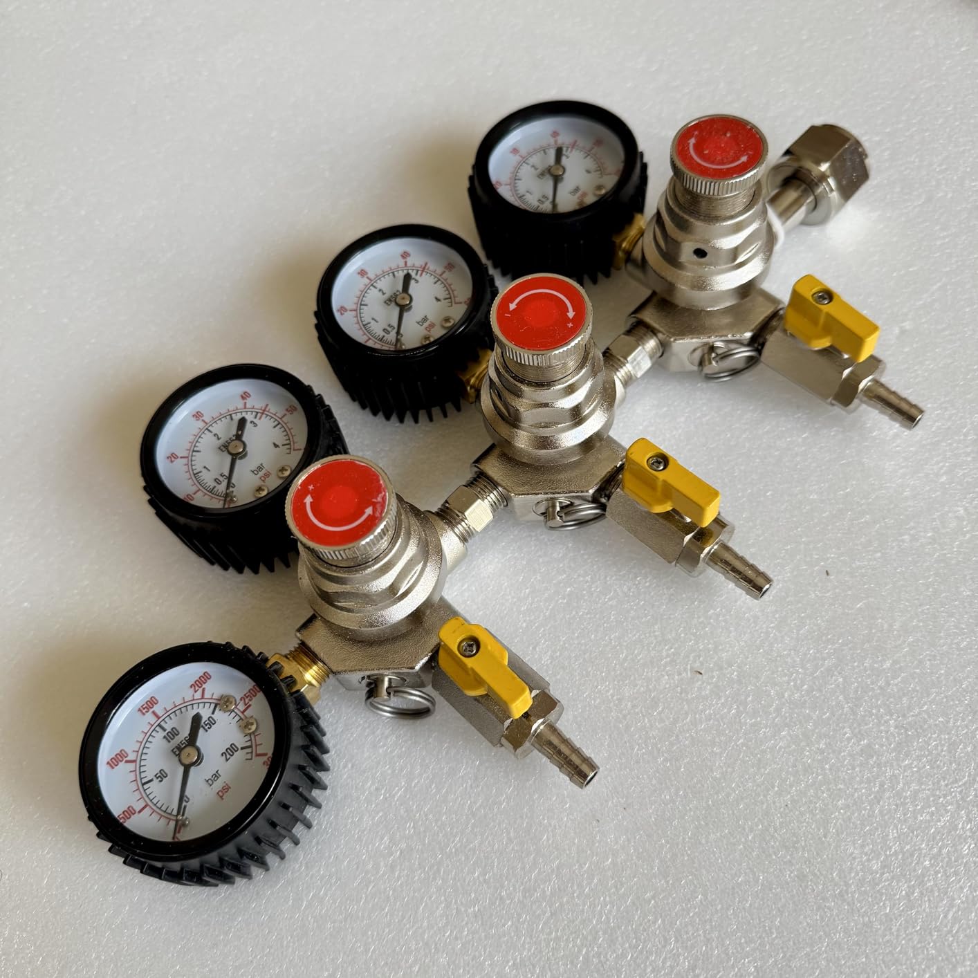 Triple Output CO2 Regulator for Kegerator CGA-320 Kegerator Regulator CO2 Beer Keg Regulator with 0-60PSI Working Pressure,CO2 Tank Regulator for Draft Beer Kegerator customer photo 1