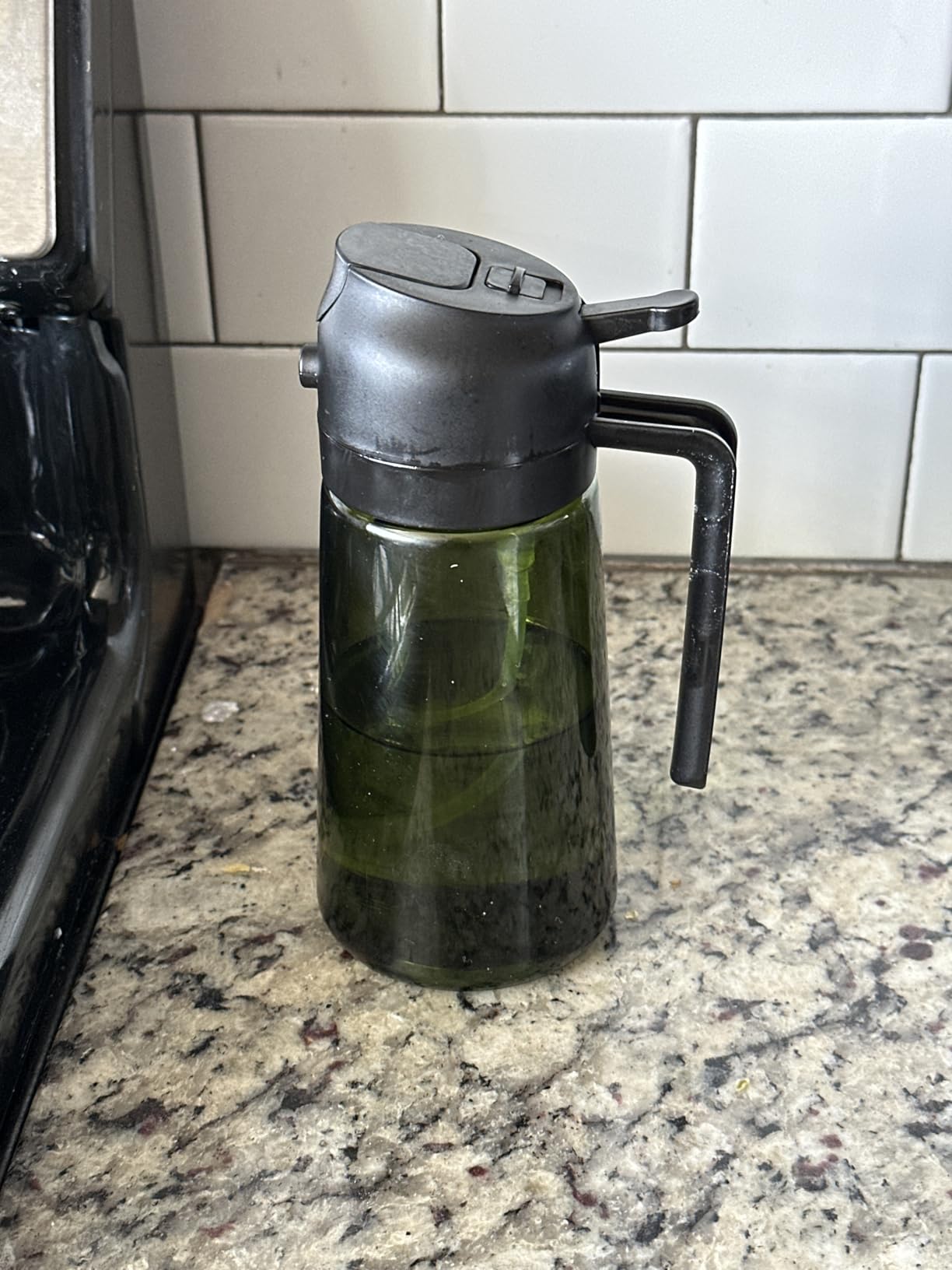 TrendPlain 16oz/470ml Blue Glass Olive Oil Sprayer for Cooking - 2 in 1 Olive Oil Dispenser for Kitchen Gadgets, Air Fryer, Salad, and BBQ - Black customer photo 2