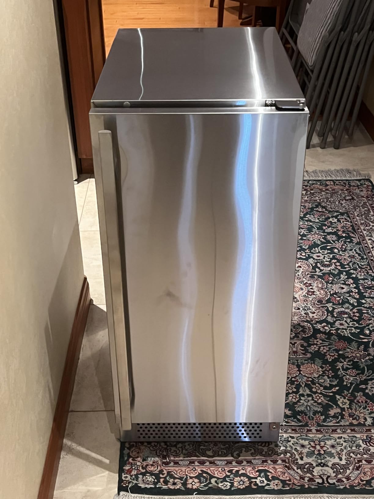 Marvel Northland Collection 24 Inch Undercounter Refrigerator, 3 Adjustable Shelves, Stores up to 18 Bottles of Wine and 126 12-oz Cans, Indoor/Outdoor Rated customer photo 1