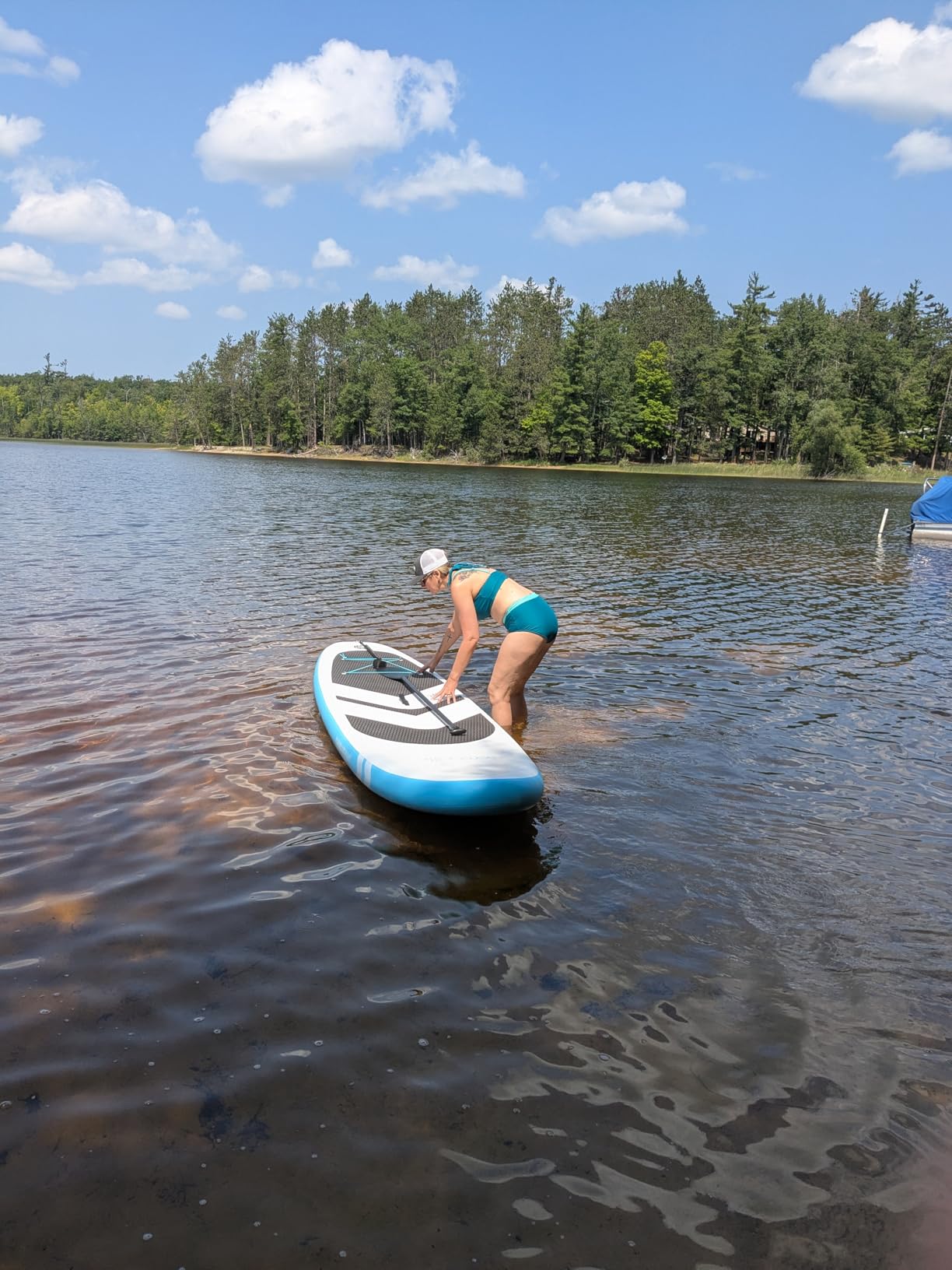 SereneLife XL Inflatable Stand Up Paddle Board - Pet-Friendly SUP for Adults and Pets - Extra-Wide Stable Design with Non-Slip EVA Deck Pad, Premium SUP Accessories, 440/485 lbs customer photo 2