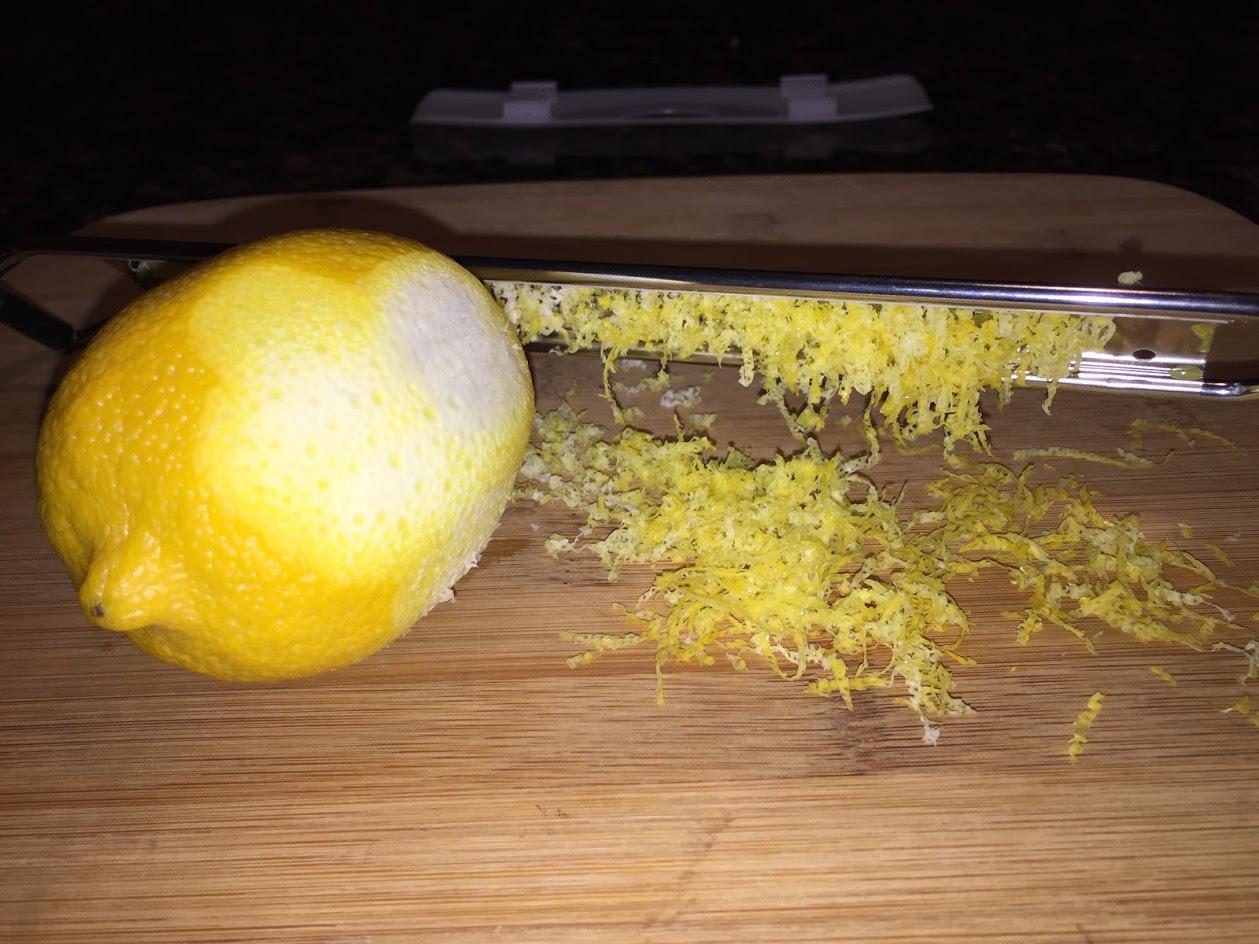 Lemon Zester & Cheese Grater - Sharp Stainless Steel Zester Grater for Citrus, Parmesan, Garlic, Chocolate & Ginger, Non-Slip Grip, Safety Cover & Cleaning Brush, Heavy Duty - Black customer photo 2