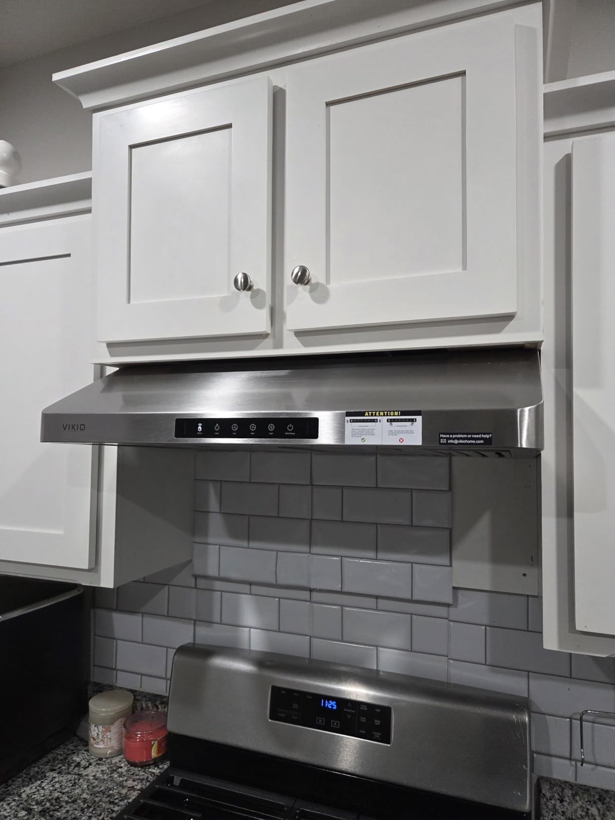 VIKIO HOME Under Cabinet Range Hood 30 Inch, 980CFM Fast Venting Ducted, Kitchen Hood With 3 Speed Gesture Sensing & Touch Control, Stainless Steel Stove Vent Hood With LED Light And 2 Baffle Filters customer photo 2