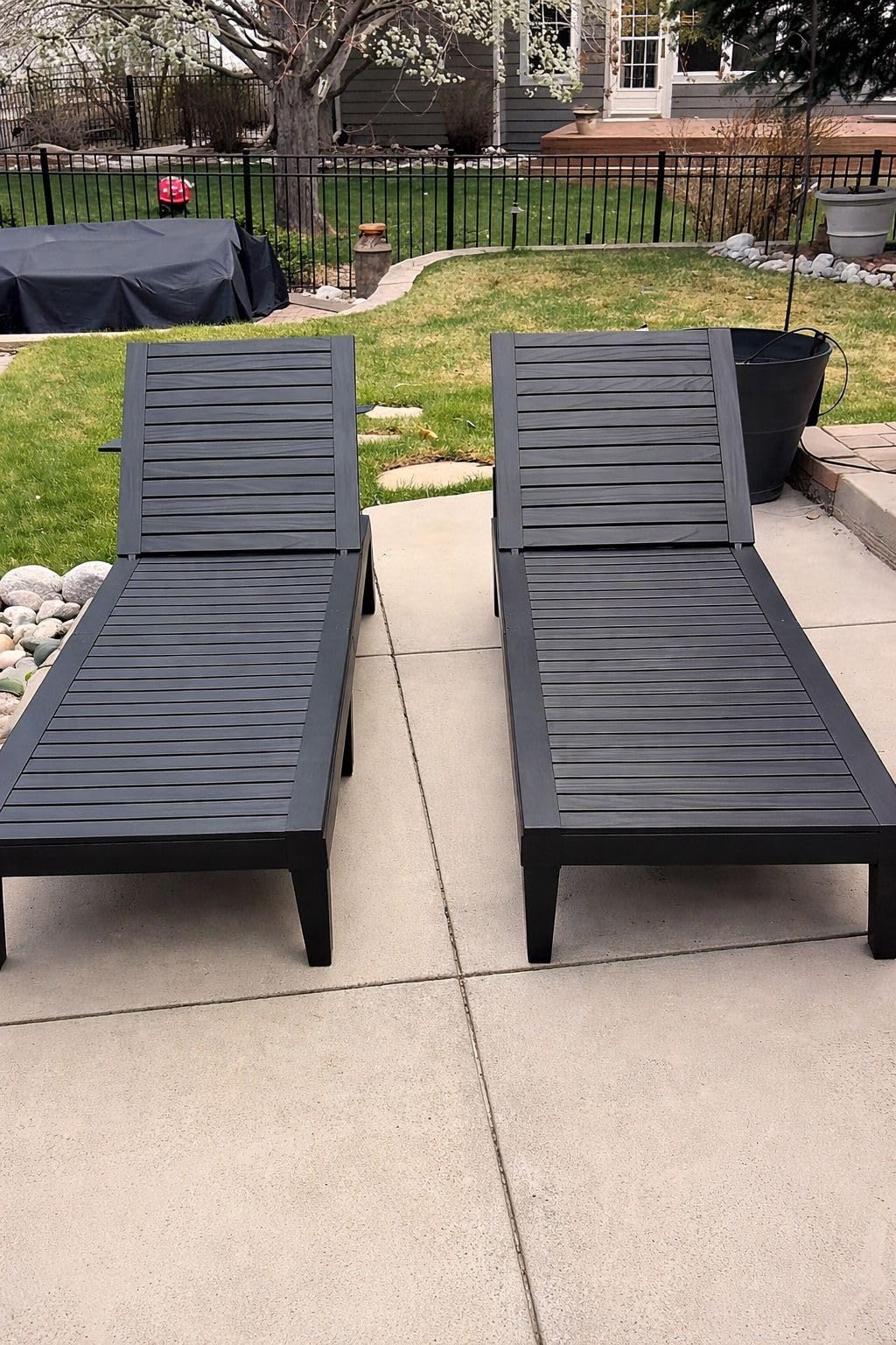 Outdoor Chaise Lounge Chair Set of 2,Waterproof & Lightweight Lounge Chair Outdoor with 5-Position Adjustable Back, Patio Lounge Chair for Garden, Pool Lounge Chairs for Poolside or Beach Use customer photo 2