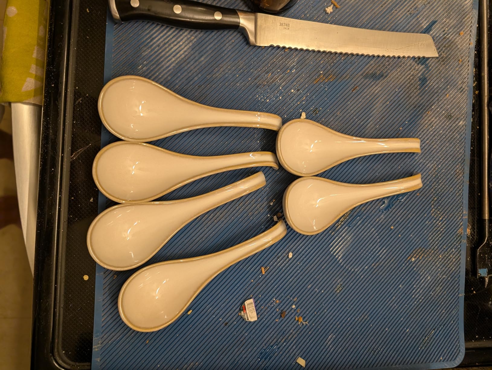 LYEOBOH Soup Spoons set of 6, Chinese Deep Soup Spoon - 6.5 inch Ceramic Korean Tablespoons for Ramen, Rice, Noodle, Asian Spoons with Deep Hook Design, Vintage Blue customer photo 2
