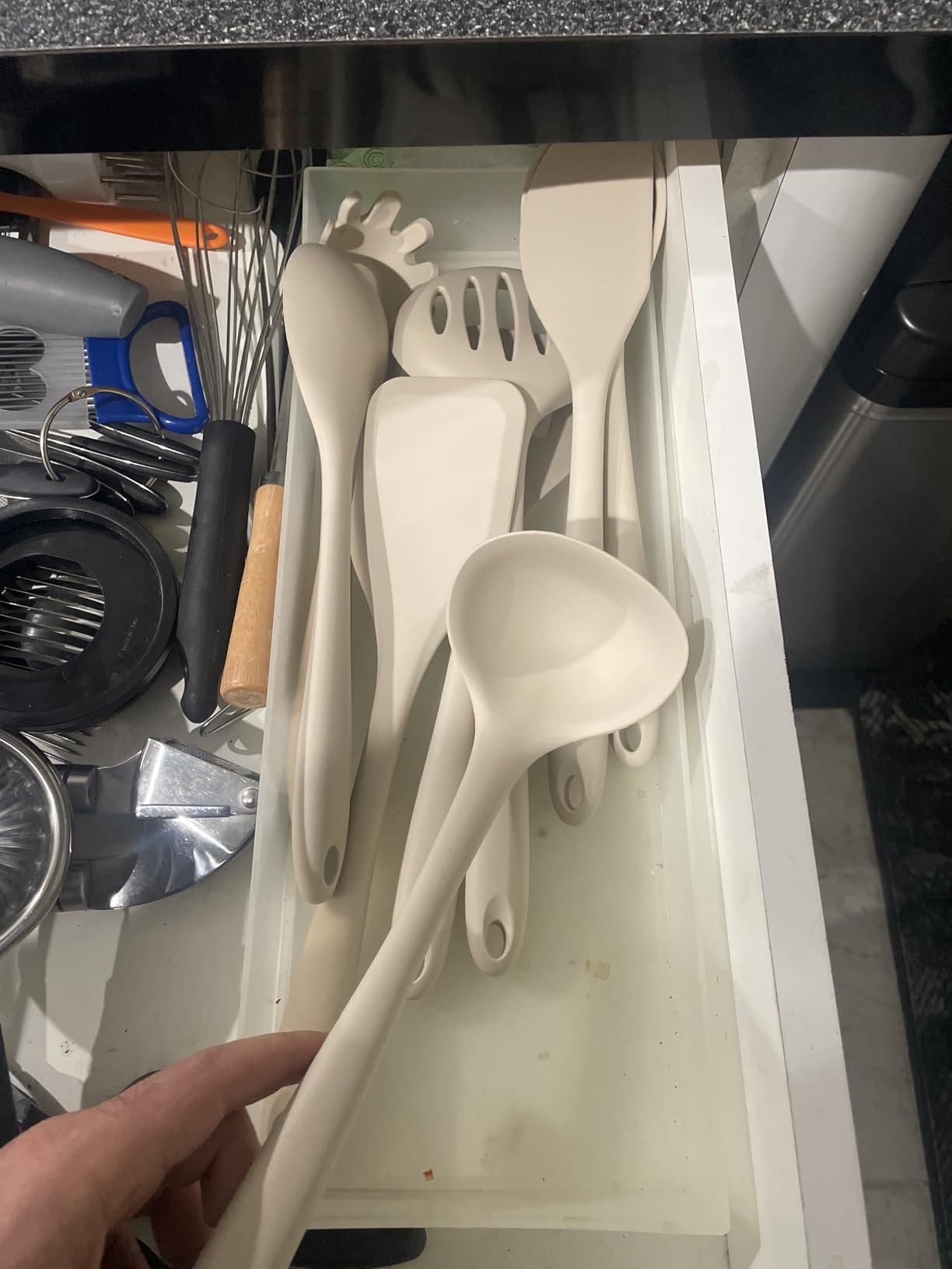 Non-Toxic Platinum Silicone Kitchen Utensil Set of 8 - Non-Scratch Cooking Spoons & Spatulas, 100% Plastic Free, Stainless Steel Core, Heat Resistant 500°F, Beige customer photo 2