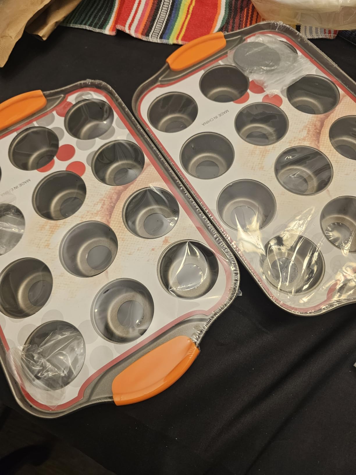 2Pack Mini Cheesecake Pans Removable Bottom Mini Cupcake Pans, 12 Cavity Minii Cheesecake Molds with Silicone Handle Nonslip Muffin Pan Baking Supplies customer photo 2