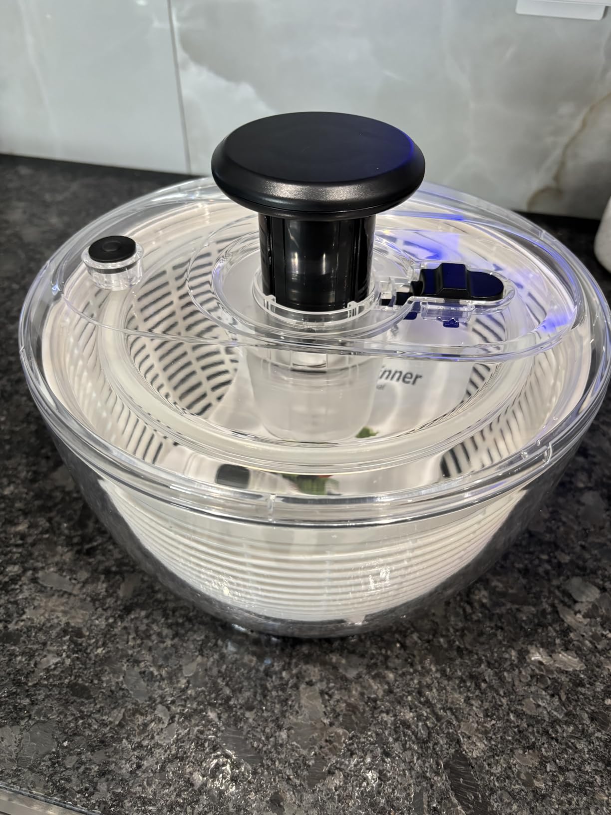 CAROTE 6.4 Qt Salad Spinner Large Lettuce Spinner Plastic Vegetable Fruit Washer, Vegetable Cleaner Salad Cleaner Lettuce Washer, Non-Slip Base, BPA-Free customer photo 2
