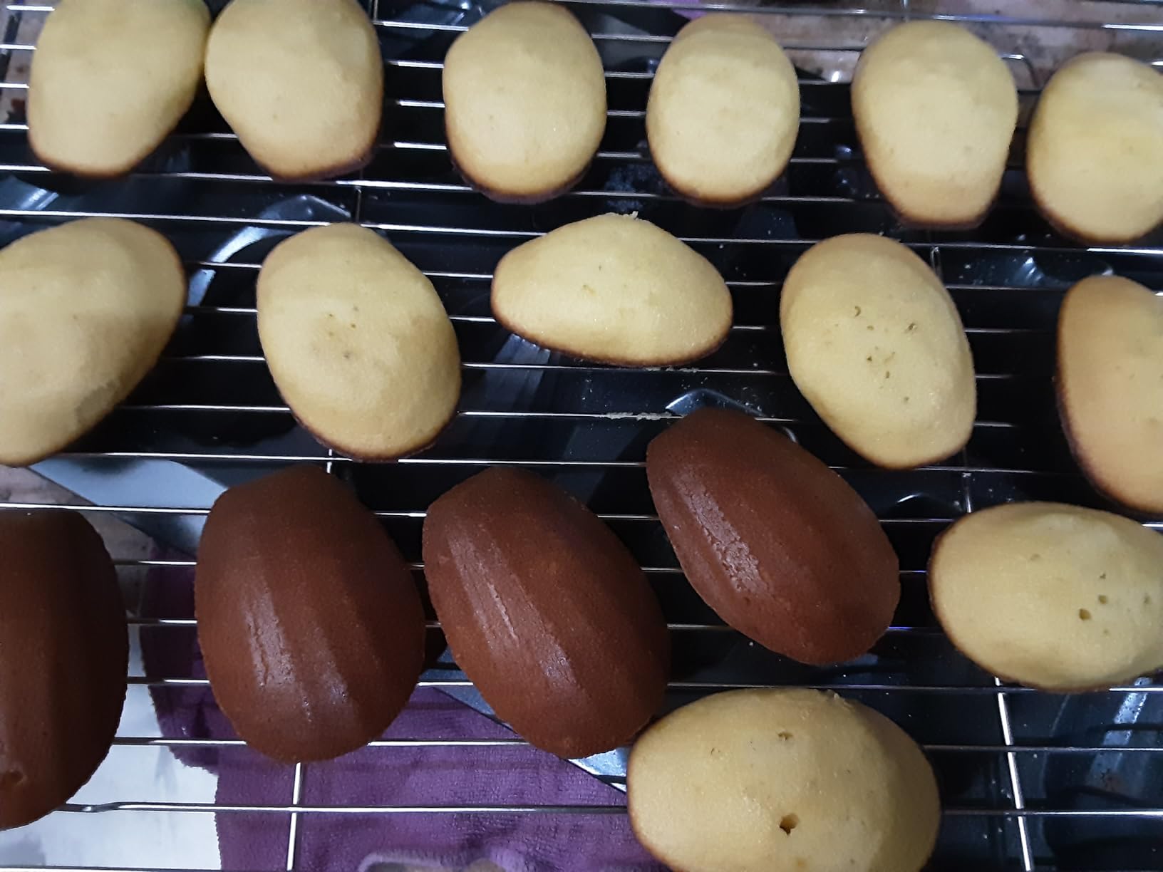 2pc Nonstick Madeleine Pan for Baking, 12-Cavity Shell Shape Cake and Cookie Mold Tray, Carbon Steel Cookie Molds, Send Goods from Local Warehouse (2 PC) customer photo 2