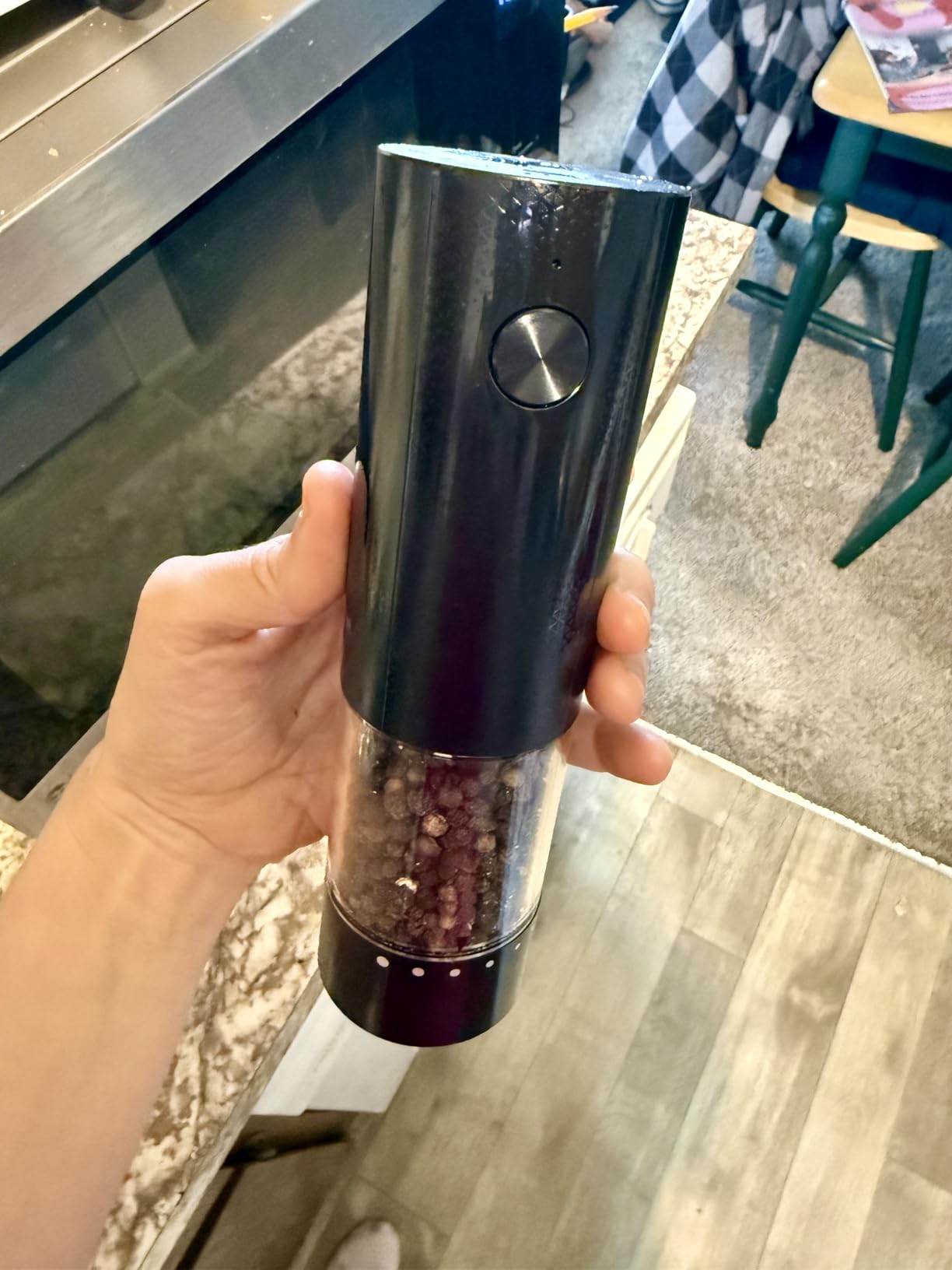 Electric Salt and Pepper Grinder Set - Rechargeable Automatic Salt and Pepper Shakers, Kitchen Appliances with External Adjustable Coarseness, Larger Hopper for Cooking (2 Pack, Black/Black) customer photo 1
