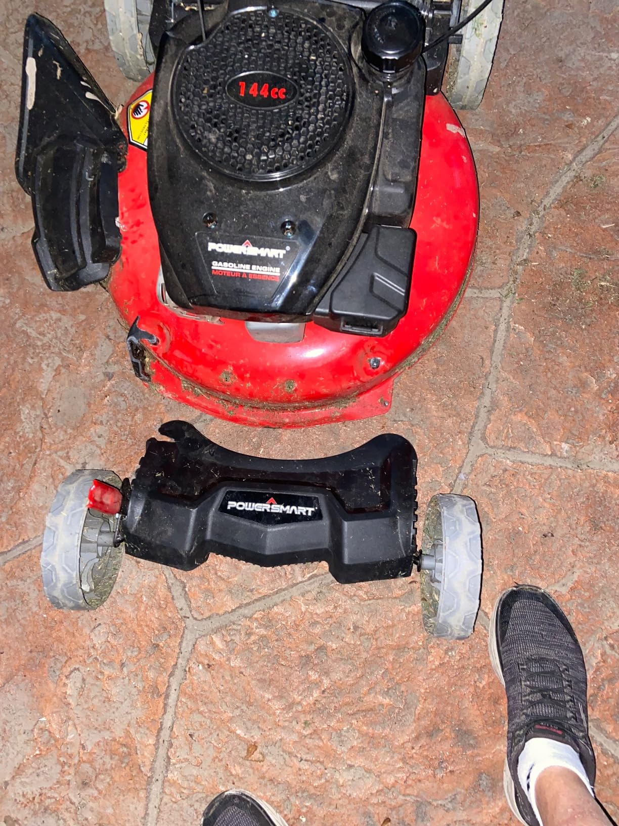 PowerSmart Self Propelled Gas Lawn Mower, 22 in. with 170cc OHV Engine, 2-in-1 Rear-Wheel Drive High Wheels, Red customer photo 2