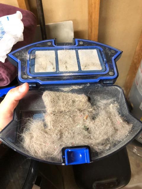 eufy Robot Vacuum E25, 20,000 Pa Suction, HydroJet Always-Clean Roller Mop, All-in-One Robot Vacuum and Mop Combo, Edge-to-Corner Cleaning, Zero-Tangle Design, AI Obstacle Avoidance (Upgraded) customer photo 1