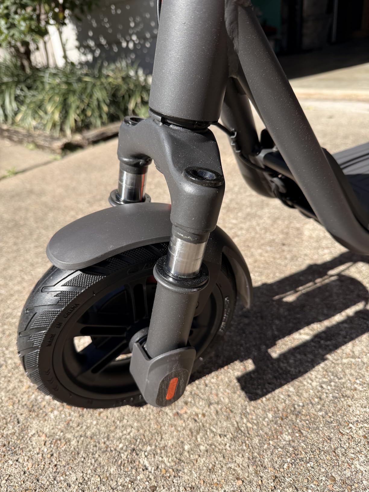 MEGAWHEELS Electric Scooter for Adults with Suspension, 8.5/10in Vacuum Tires, 14/19/28/31Miles, 15MPH Max Speed, Turn Lights, Foldable Electric Scooter for Commuter customer photo 1