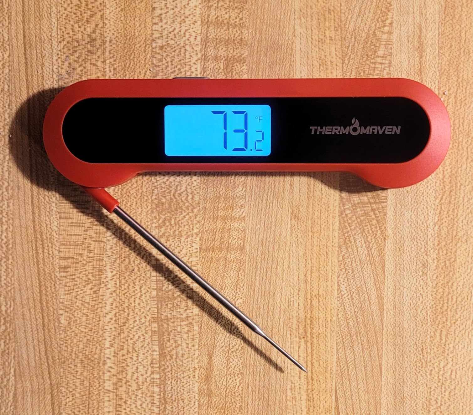 Professional 0.5 Sec Instant Read Meat Thermometer Digital, NIST Certified ±0.5℉ Accuracy, Auto Rotate Large LCD Display, Highly Waterproof Cooking Thermometer for Baking Grill BBQ Smoker Oven, Red customer photo 1