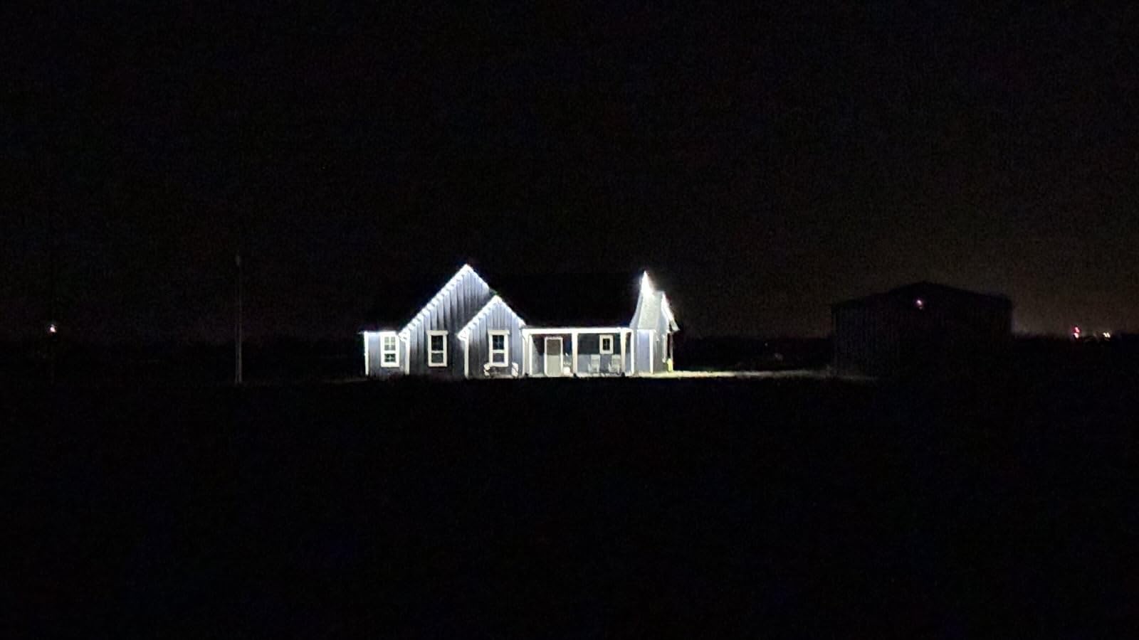 eufy Permanent Outdoor Lights S4, Radar-Activated, 200ft with 144 RGBWW LED String Lights for Daily, Accent and Christmas Decorations, AI Themes, Work Cams, Matter Support, IP67 Waterproof customer photo 1