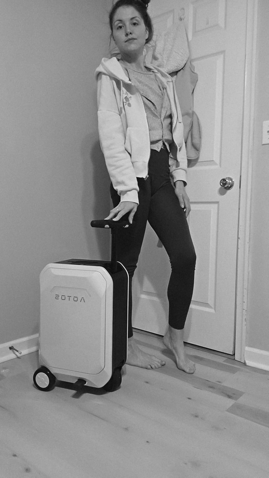 Smart Rideable luggage-Roller carry-on luggage 22x14x9-TSA, Airline-Approved 22 inch Hardshell,Zipperless Travel Suitcase with Rolling WheelsApp Control -Cabin Suitcase for Airport Travel(Grey) customer photo 2