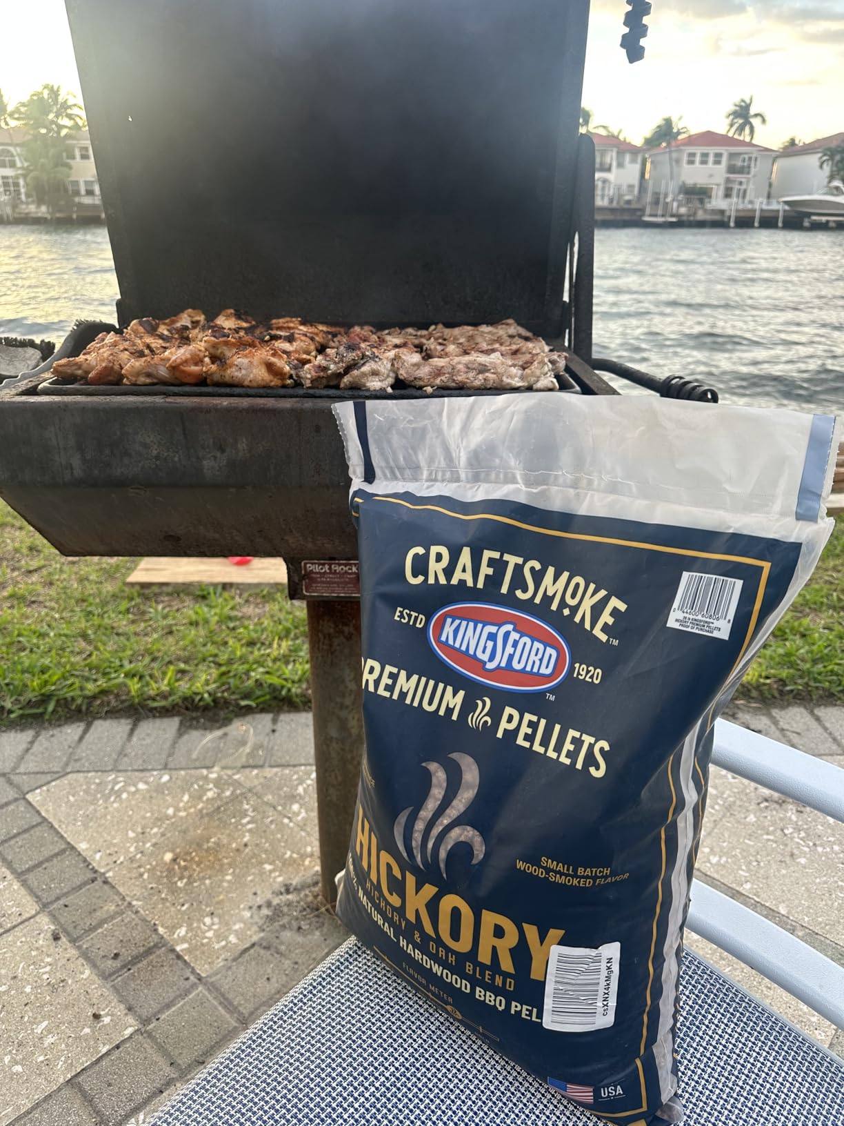 Kingsford Craftsmoke Premium Grilling Wood Pellets, Hickory BBQ Pellets for Grilling, 100% Natural Hardwood, 20 pounds customer photo 1