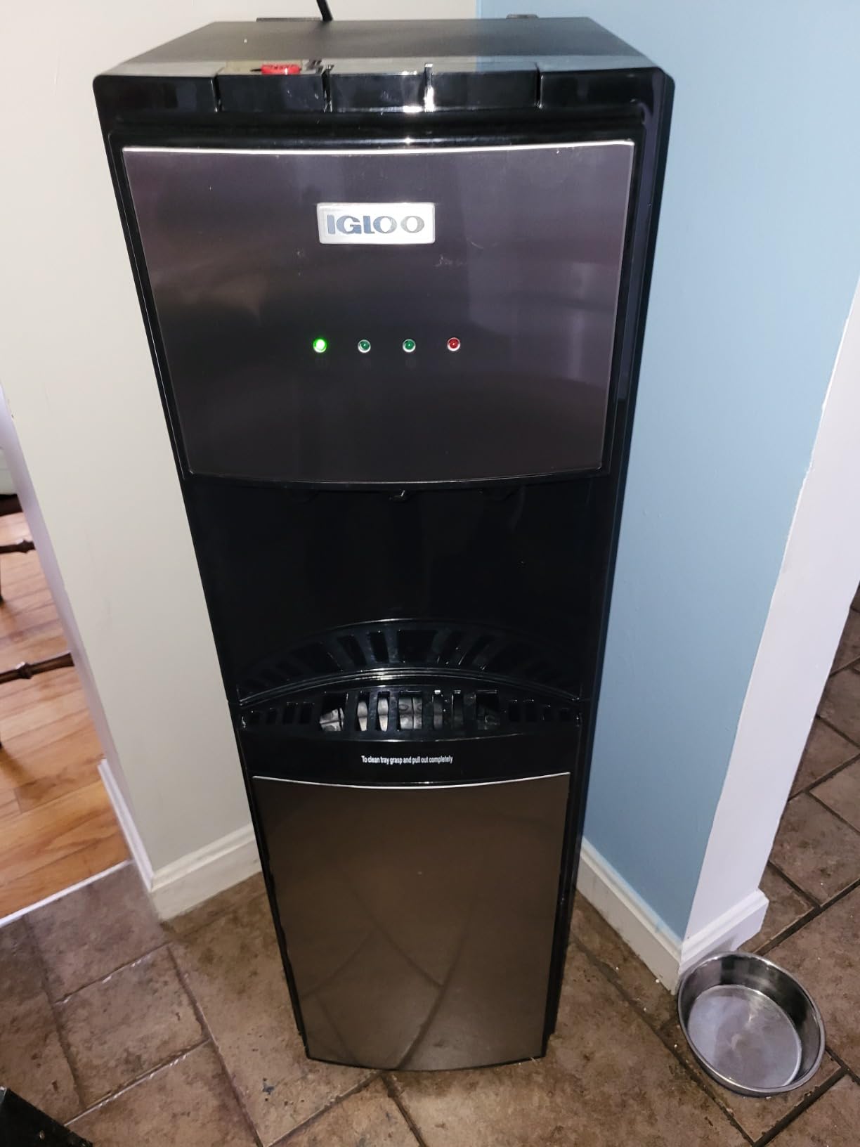 Igloo Bottom-Loading Water Dispenser - Water Cooler Dispenser with Hot & Cold Temperature Settings - Electric Water Dispenser Fits 3 & 5-Gallon Jugs with Child Safety Lock for Home & Office Use - White customer photo 2