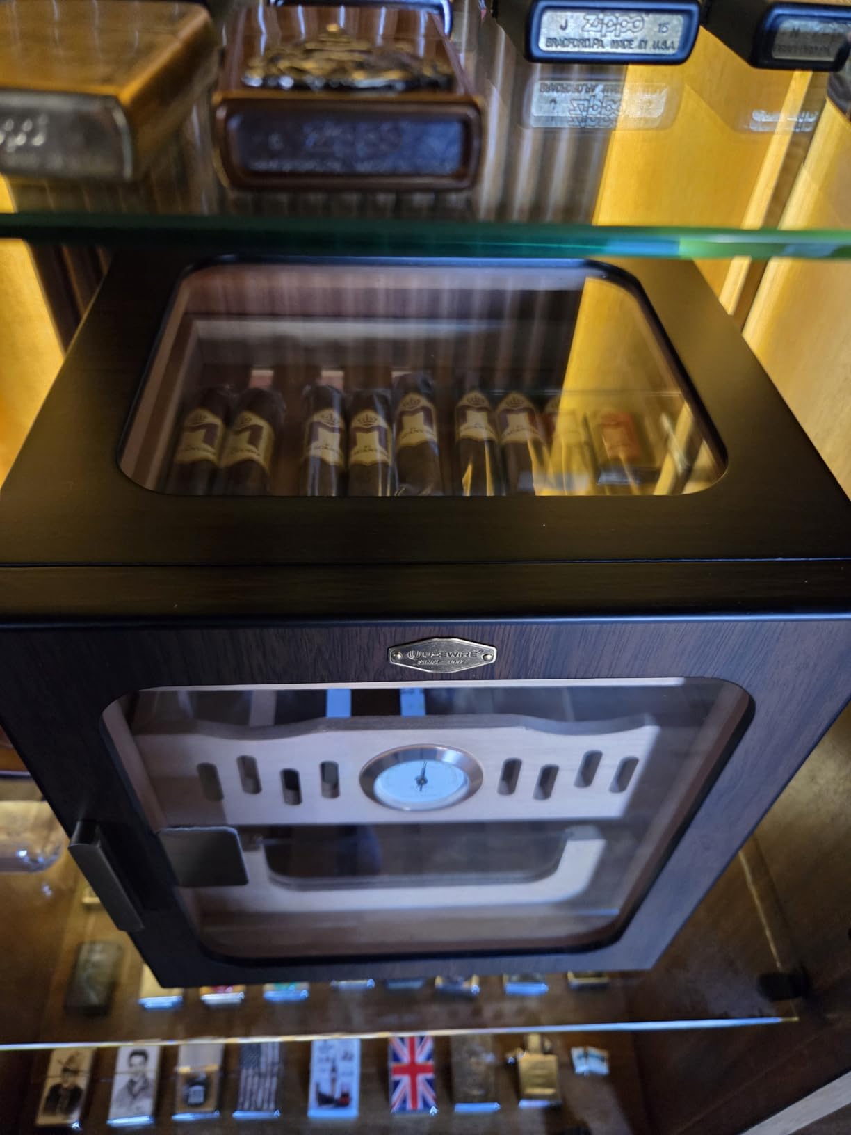 Cigar Humidor, LED-Lit Cigar Cabinet, Includes Acrylic Cigar Case and Cigar Cutter, Features Remote Control, Hygrometer, and Dual Humidifiers, Holds 80-120 Cigars, Men's Cigar Humidor Box Gift customer photo 2