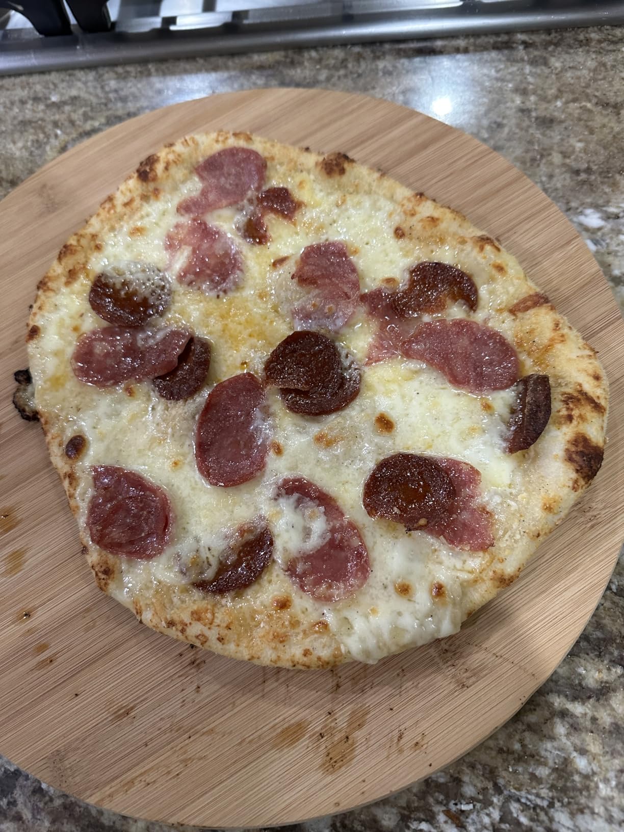 VEVOR Pizza Stone, 20 x 14 x 0.6 in Rectangular Cordierite Pizza Stone, 1450°F Heat-Resistant Cook Stone, Extra Large Baking-Stone with Metal Peel, Scraper customer photo 1