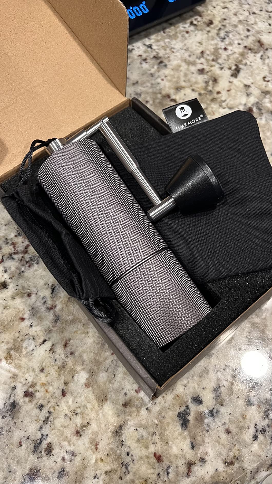 Timemore C5 ESP PRO Manual Coffee Grinder 50 Adjustable Settings, 42mm Stainless Steel Burr Hand Coffee Grinder with Fordable Handle, All Metal, for Espresso, French Press & Pour-over, 30g Capacity customer photo 2