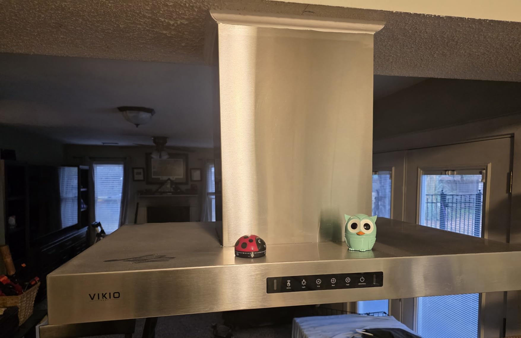 VIKIO HOME Island Range Hood 36 Inch, 980 CFM Island Mount Range Hood with Dual-Sided Touch/Gesture Control, Ceiling Mount kitchen Hood, Convertible Ducted/Ductless, 4 LED Lights, 3 Baffle Filters customer photo 1