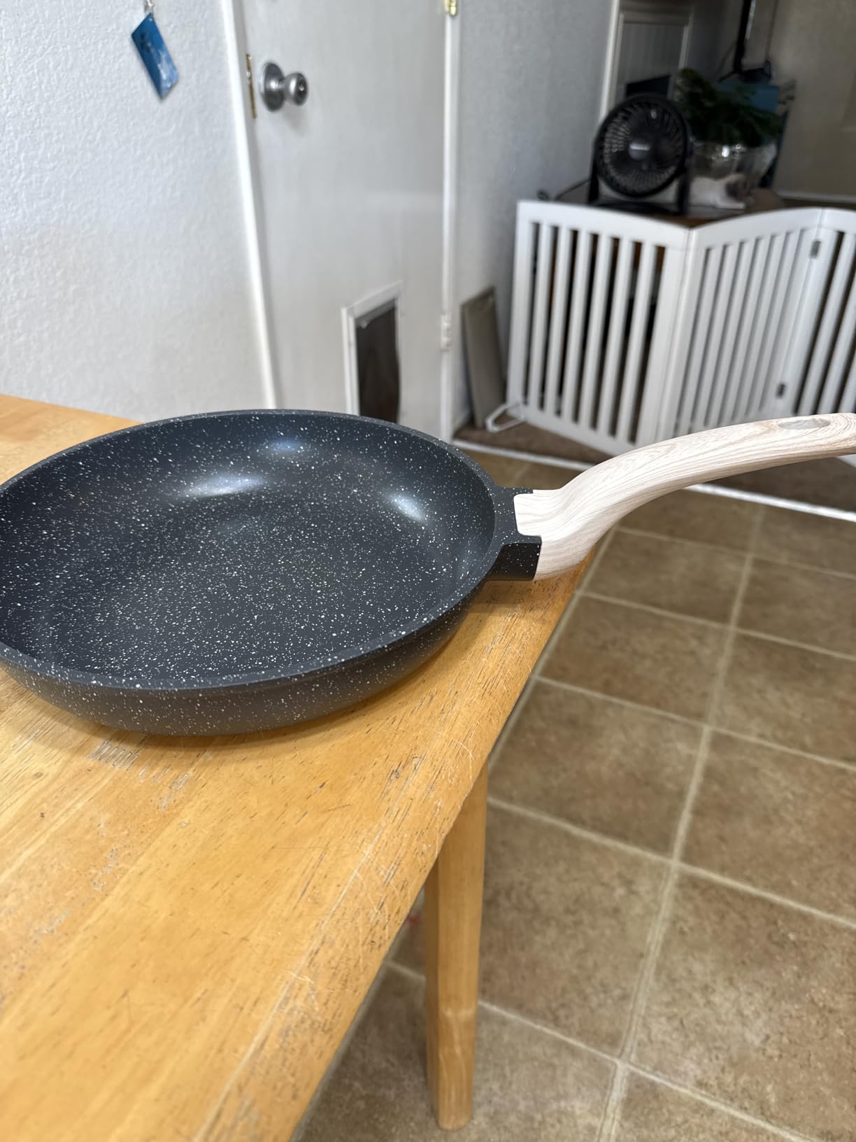 OXO Non-Stick Every Day Frying Pan Set, BPA-Free Comfort Grip Silicone Handles, Dishwasher & Oven Safe, PFAS-Free Ceramic Skillets, Black, 8